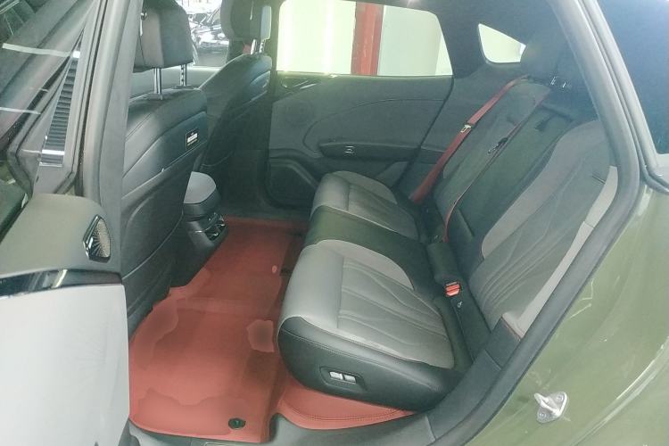 Used Zeekr 007GT 2025 Long-Range Rear-Wheel Drive Intelligent Driving Version 100 kWh
