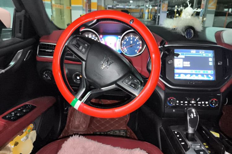 Used Maserati Ghibli 2014 3.0T Standard Edition Steering Wheel