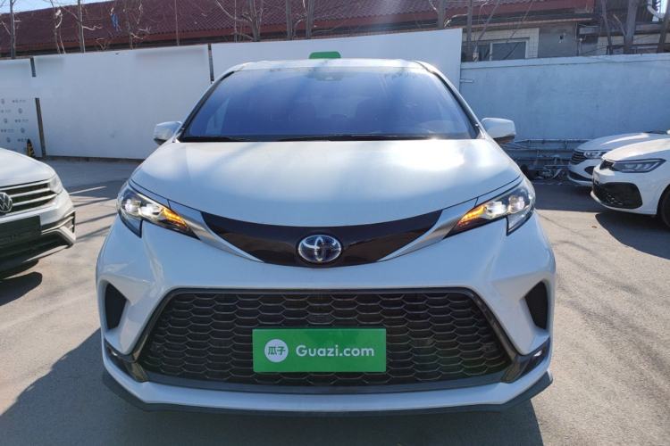 Used Toyota Granvia 2022 2.5L Hybrid Flagship Edition