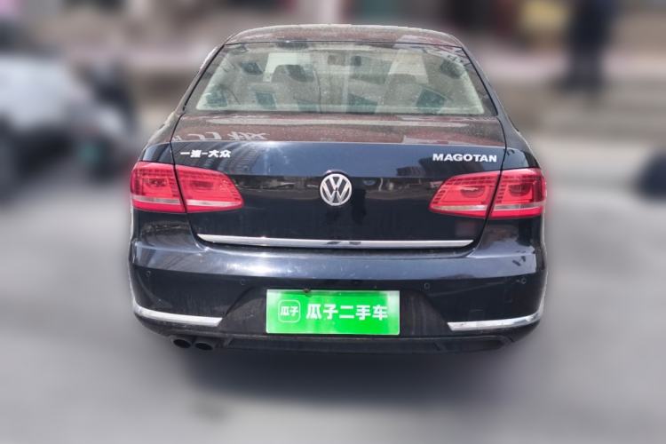 Used Volkswagen Magotan 2012 Facelift 2.0 TSI Prestige Model
