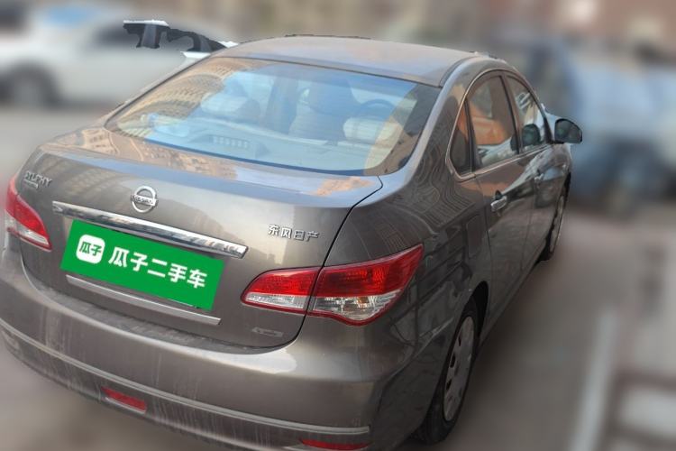 Used Nissan Sylphy 2012 Classic 1.6XE Manual Comfort Edition Rear Right 45 Deg