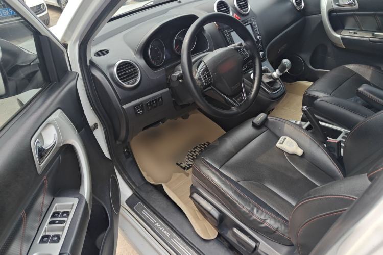 Used Haval H6 2015 Upgraded Model 1.5T Manual Two-Wheel Drive Elite Version