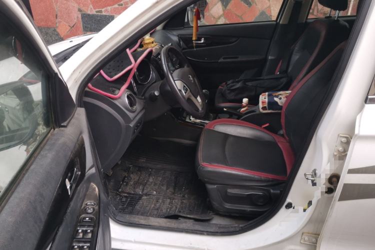 Used HYOSOW S3 2015 1.5L Luxury Model China V Standard
