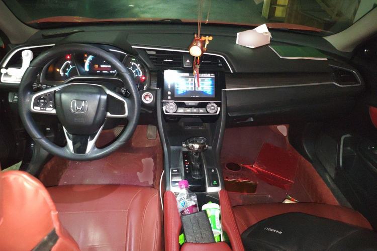 Used Honda Civic 2019 220TURBO CVT Dynamic Edition China VI Center Console