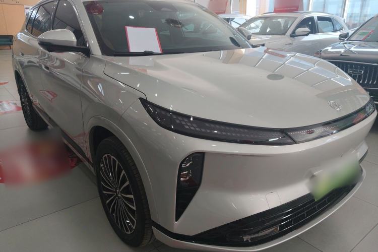 Used Dongfeng Aeolus L8 2025 Model 185KM Ideal Edition