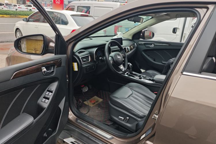 Used Dongfeng Fengon 580 2017 1.5T CVT Smart Style Model Driver Seat