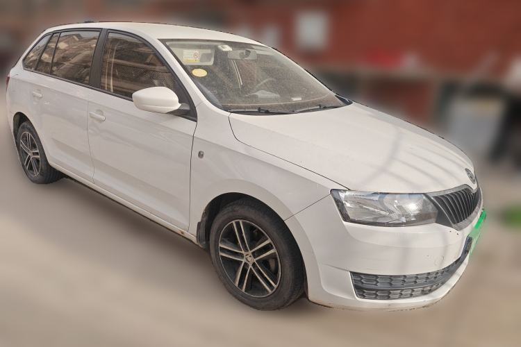 Used Skoda Rapid Spaceback 2016 Revised Version 1.6L Automatic Front-Drive Edition
