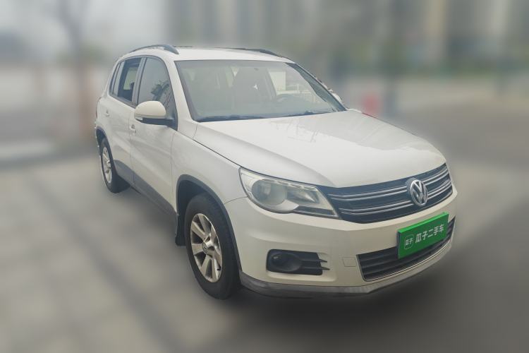 Used Volkswagen Tiguan 2012 1.8TSI Automatic Two-Wheel Drive Trend Edition Front Right 45 Deg