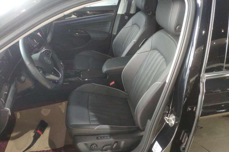 Used Volkswagen Passat 2023 Facelift 330TSI Luxury Edition