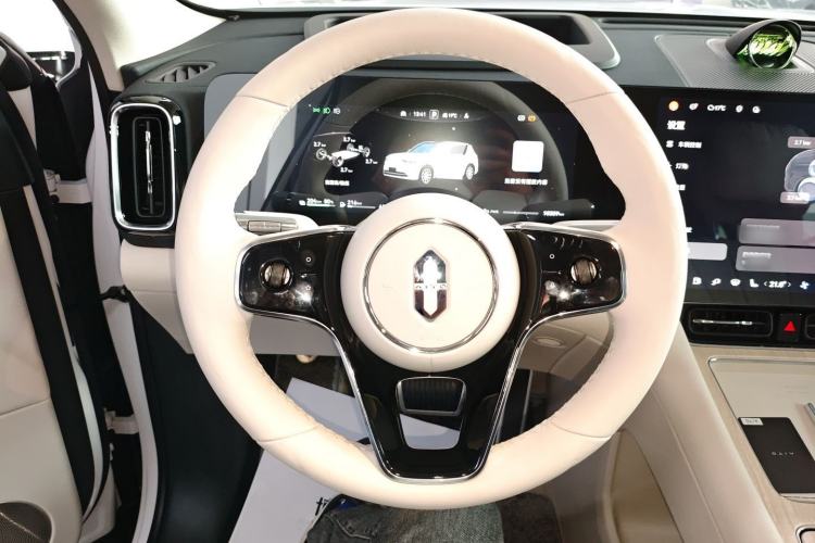 Used Hima AITO M8 2025 Extended-Range Max+ Version 53.4 kWh 5-Seater Edition
