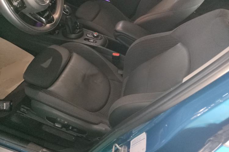 Used MINI Countryman 2018 1.5T COOPER Artist