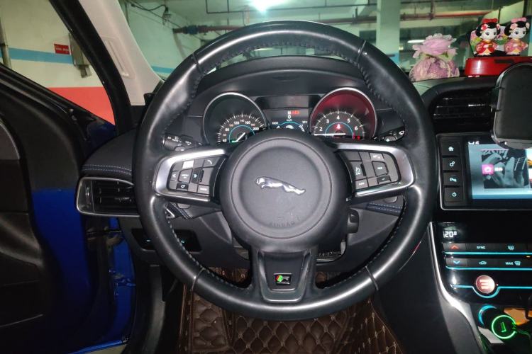 Used Jaguar XE 2017 2.0T 200 PS R-Sport
