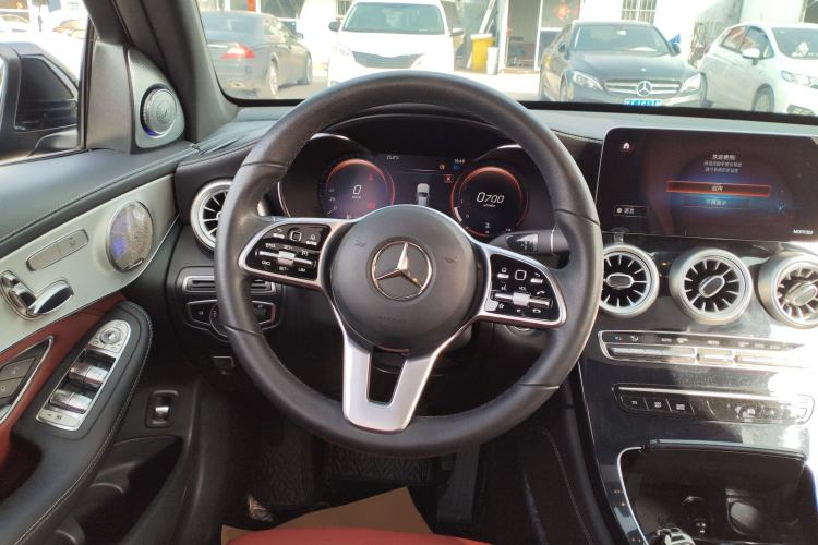 Used Mercedes-Benz GLC 2020 Facelifted GLC 260 L 4MATIC Dynamic Edition Steering Wheel