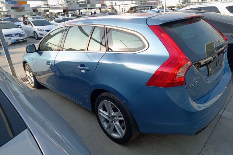 Used Volvo V60 2017 T5 Zhiya Edition China V Standard