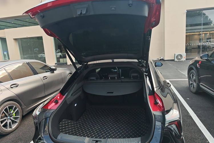 Used Hongqi H6 2023 2.0T ZhiZhen Edition
