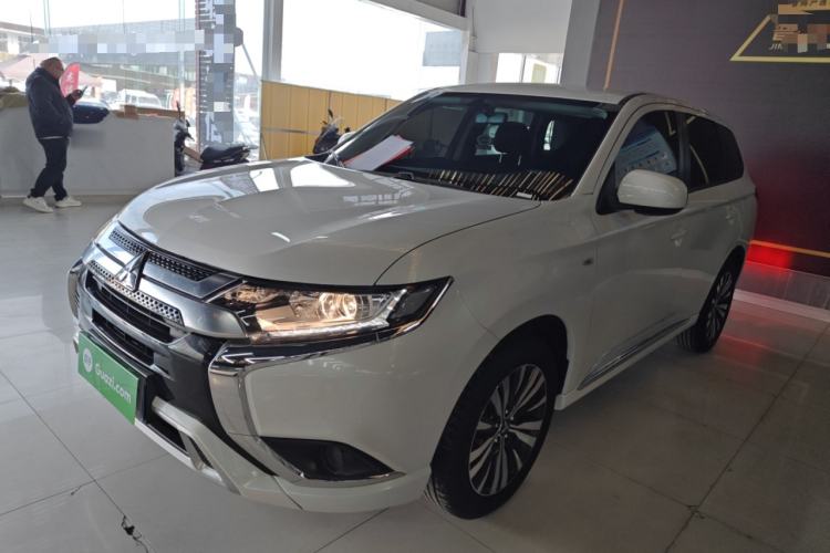 Used Mitsubishi Outlander 2021 Revised Version 2.0L Two-Wheel Drive Comfort Edition 5 Seats
