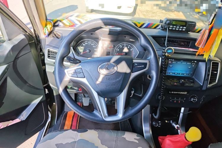 Used Leopaard Q6 2015 2.4L Manual 4x4 Excellence Edition