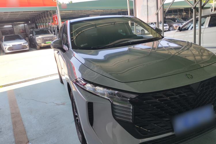 Used Venucia V 2021 260T Idol Edition