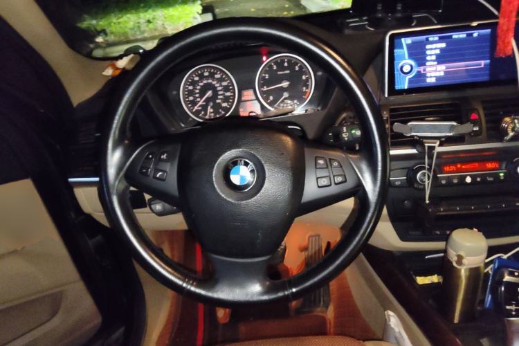 Used BMW X5 2011 xDrive35i Leading Model Steering Wheel