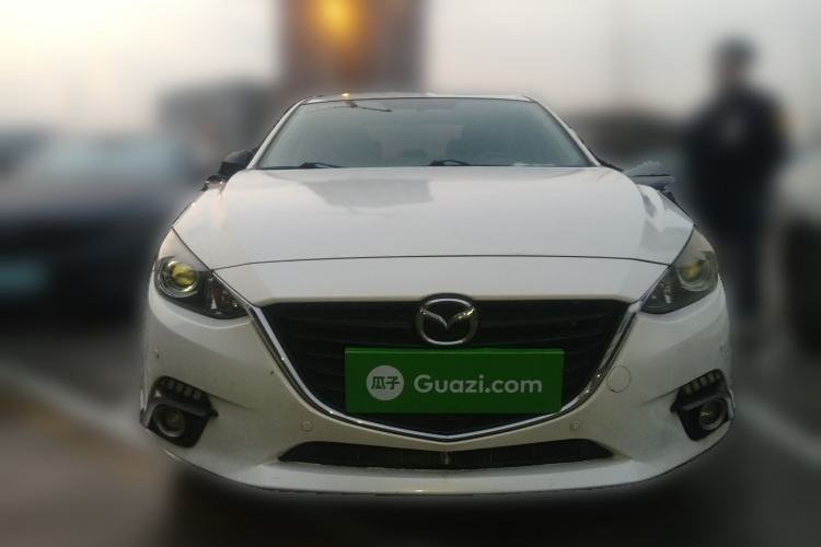 Used Mazda Mazda 3 Axela 2016 Sedan 1.5L Automatic Comfort Model
