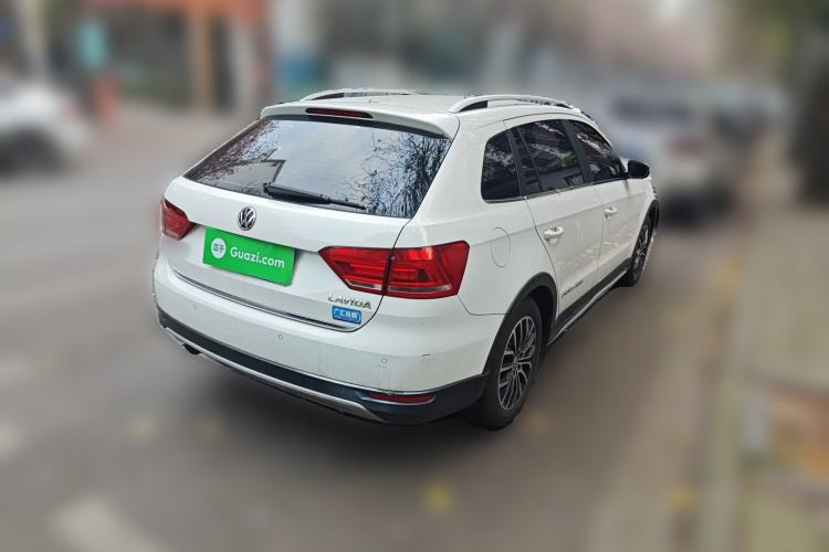 Used Volkswagen Cross Lavida 2014 1.6L Automatic Rear Right 45 Deg