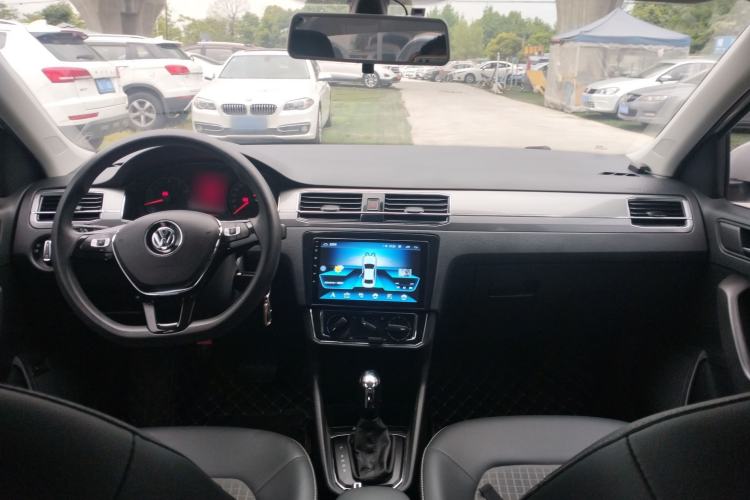 Used Volkswagen Santana 2018 1.5L Automatic Comfort Edition
