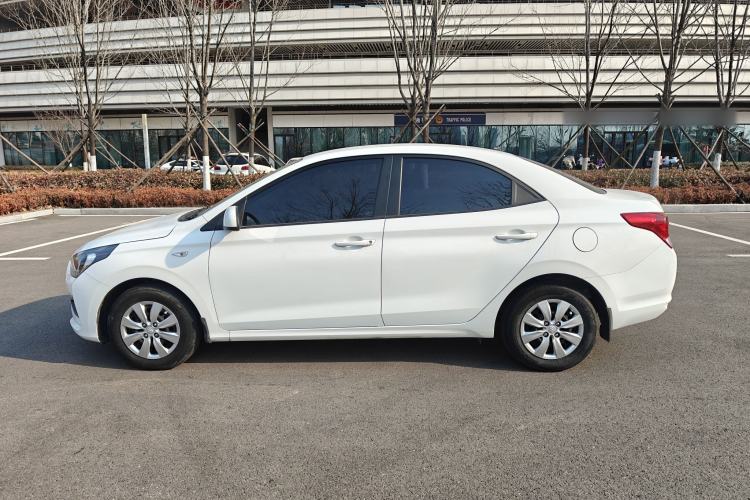 Used Hyundai Verna (older generation) 2020 1.4L Manual GL Refreshed Edition