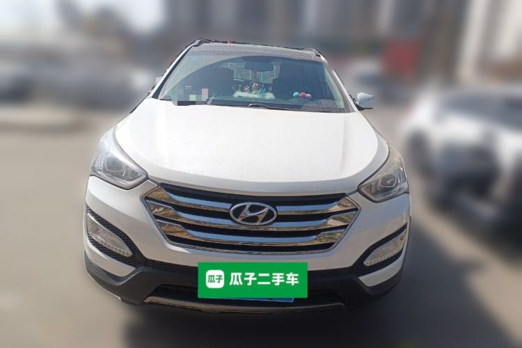 Used Hyundai Santa Fe 2015 2.0T Automatic All-Wheel Drive Smart Version 5 Seats Front