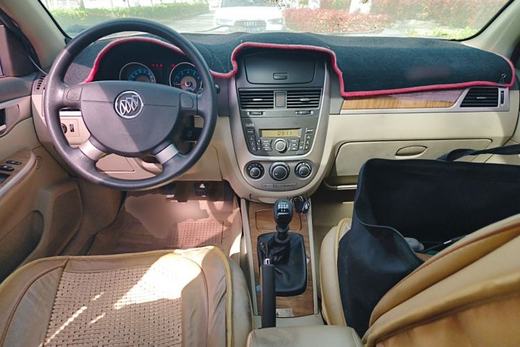 Used Buick Excelle 2015 1.5L Manual Classic Trim