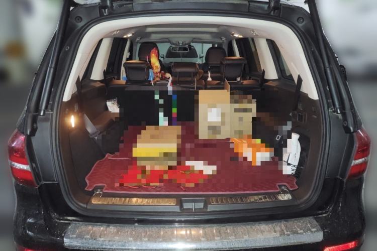 Used Mercedes-Benz GLS 2017 GLS 400 4MATIC Fashion Edition Trunk