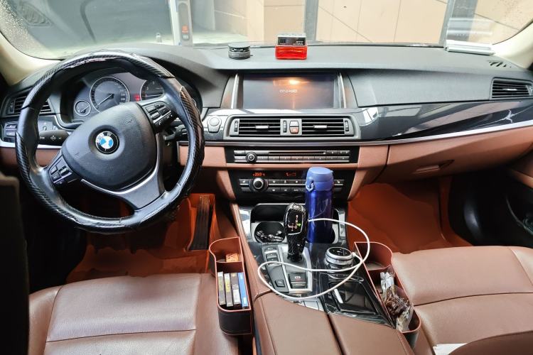 Used BMW 5 Series 2017 520Li Elegant Edition
