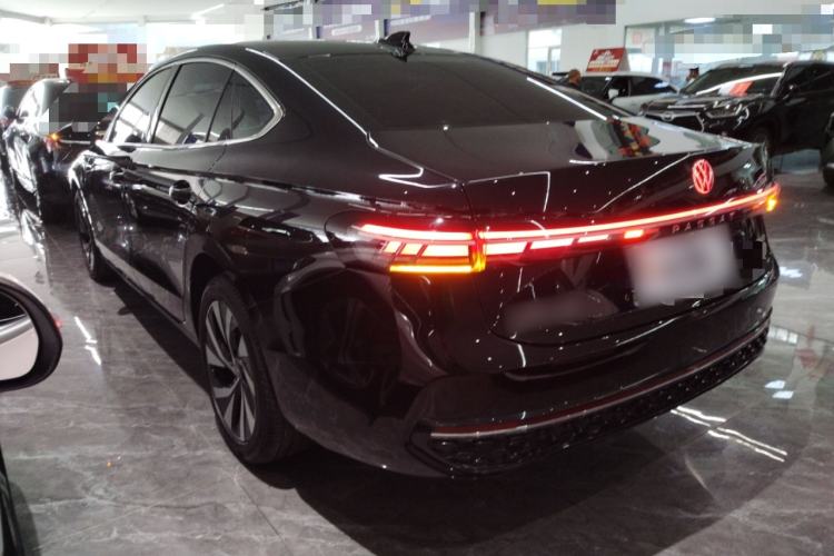 Used Volkswagen Passat 2025 Pro 380TSI Starry Dragon Edition