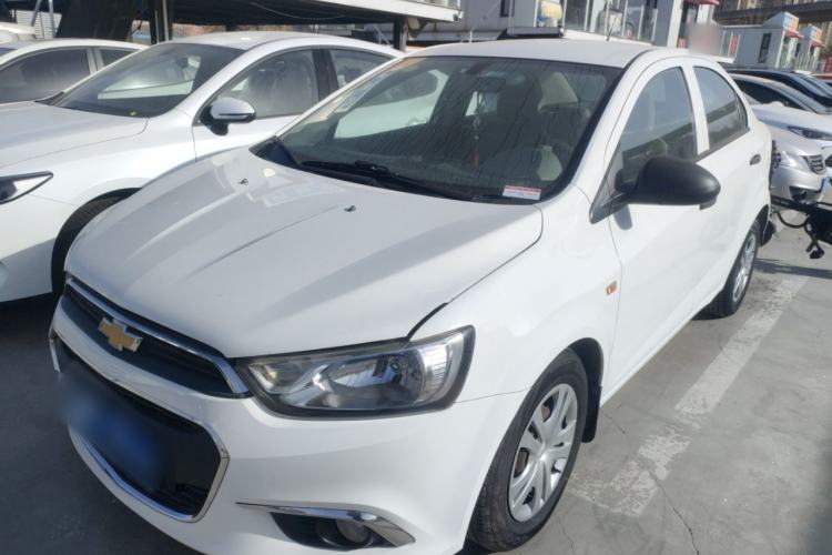 Used Chevrolet Aveo Sonic 2014 Sedan 1.4 SL MT Comfort Edition