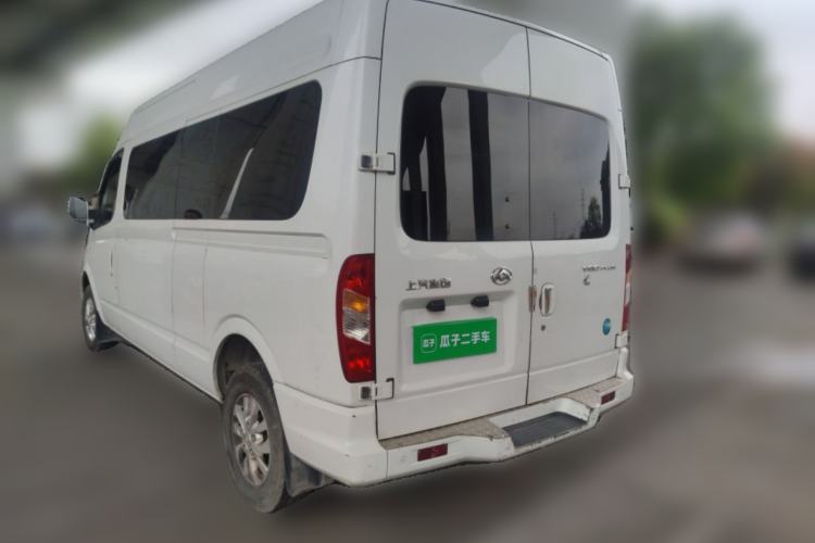 Used SAIC MAXUS Xintu V80 2021 2.0T PLUS Manual All-Around King Long Wheelbase Mid-Roof Variant with 6/7/8/9 Seats Rear Left 45 Deg