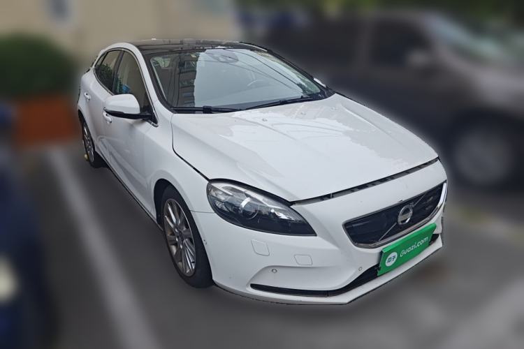 Used Volvo V40 2013 2.0T Zhiya Edition