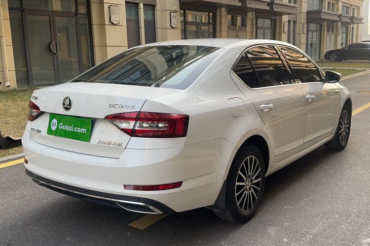Used Skoda Octavia 2019 TSI230 DSG Luxury Edition
