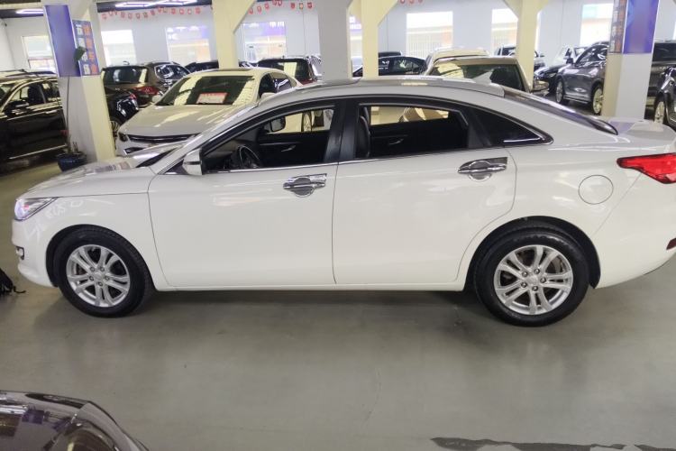 Used Bestune B50 2016 1.6L manual Comfort trim level