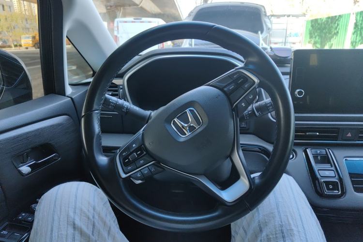 Used Honda Elysion 2022 2.0L eHEV Luxury First Edition Steering Wheel