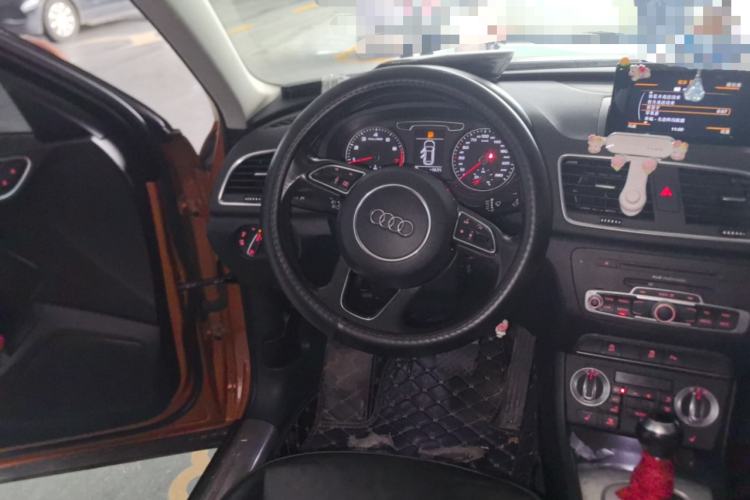 Used Audi Q3 2015 35 TFSI Comfort Model