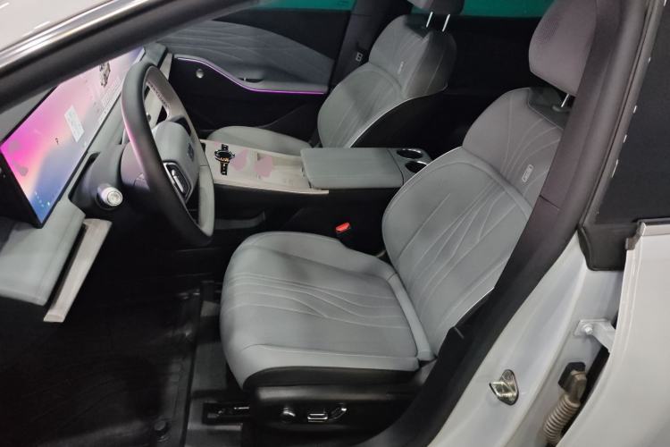 Used Geely Galaxy E8 2024 550 km Range Rear-Drive MAX Left Front Seat