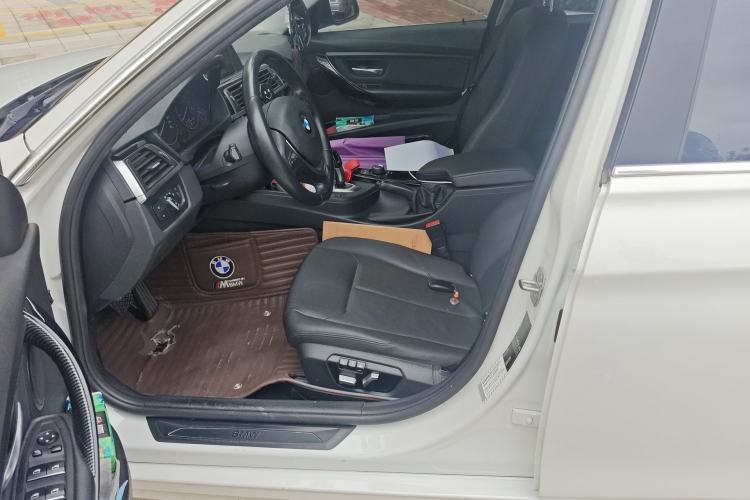 Used BMW 3 Series 2017 320Li Fashion Model Left Front Seat