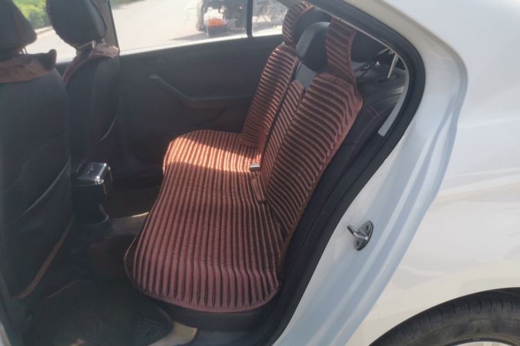 Used Volkswagen Jetta 2015 Zhuihui Edition 1.4L Manual Fashion Model
