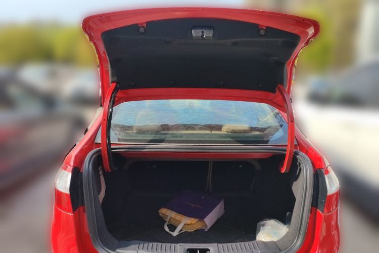 Used Ford Fiesta 2013 Sedan 1.5L Automatic Fashion Edition Trunk