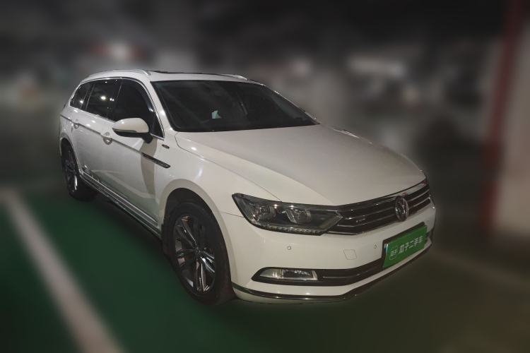 Used Volkswagen Variant 2018 380TSI Two-Wheel Drive Comfort Edition