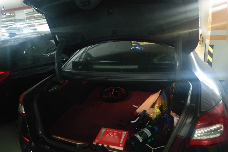 Used Maserati President 2013 3.0T Standard Model Trunk