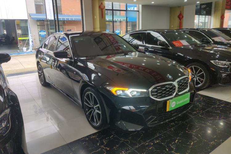 Used BMW 3 Series 2025 325i M Sport Package Front Right 45 Deg