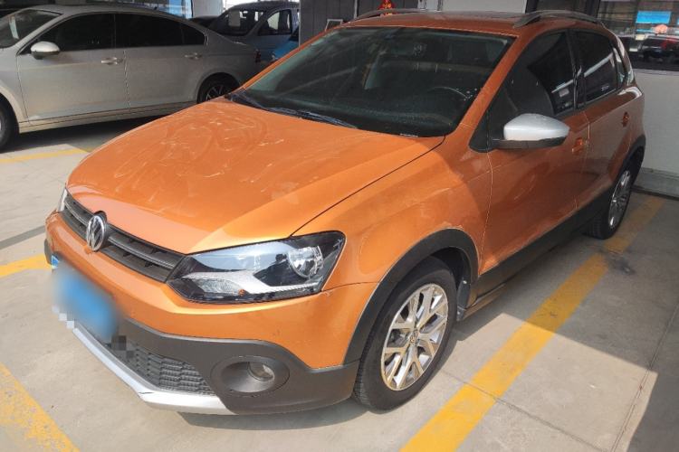 Used Volkswagen Polo 2016 1.6L Cross Polo Automatic