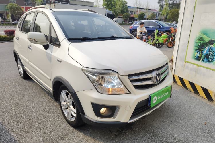 Used CHANGAN CX20 2014 1.4L IMT Sunroof Navigation Version China V Standard Front Right 45 Deg