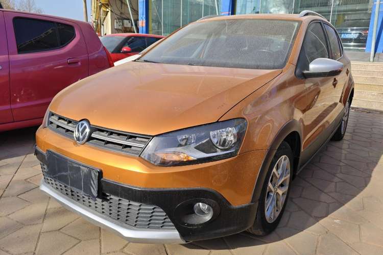 Used Volkswagen Polo 2014 1.6L Cross Polo Automatic