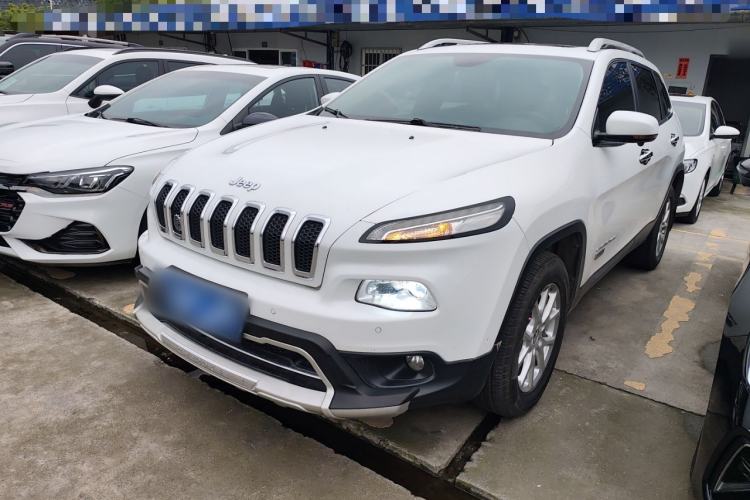 Used Jeep Cherokee 2016 2.4L Professional Edition
